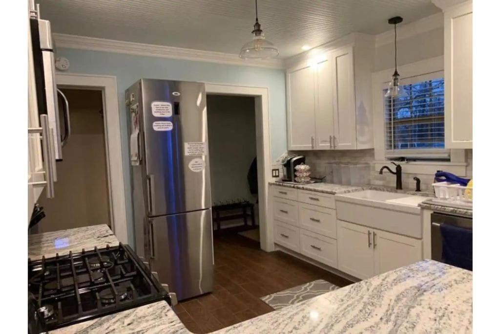 1 Mile To Fort Sill! The Carolebelle Cottage Sleeps 8 With Hottub,Grills,Firepit ロートン エクステリア 写真