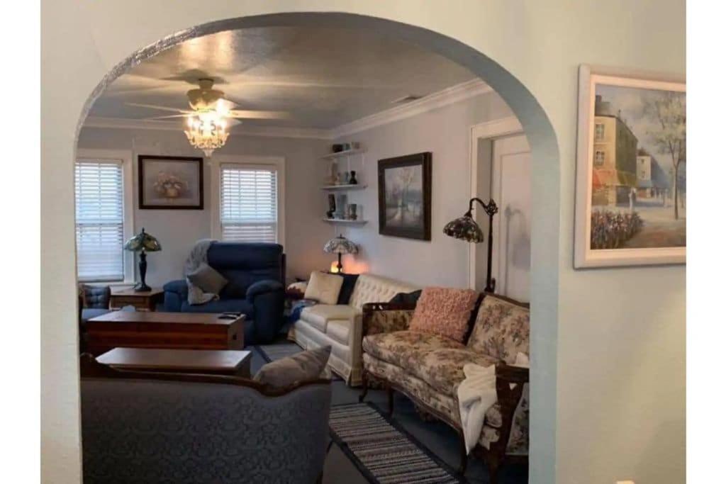 1 Mile To Fort Sill! The Carolebelle Cottage Sleeps 8 With Hottub,Grills,Firepit ロートン エクステリア 写真